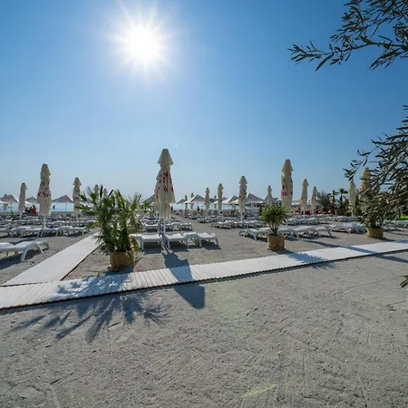 Hotel Meduza Estival 3*