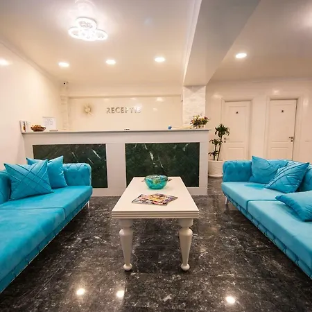 Hotel Meduza Estival 3*