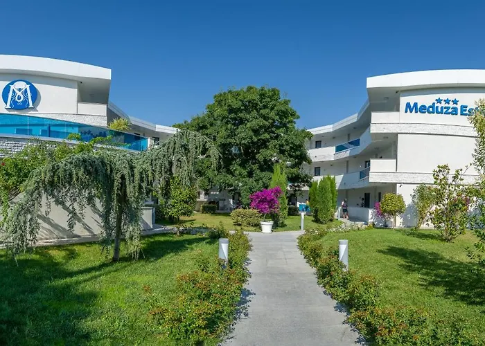 Meduza Estival Отель