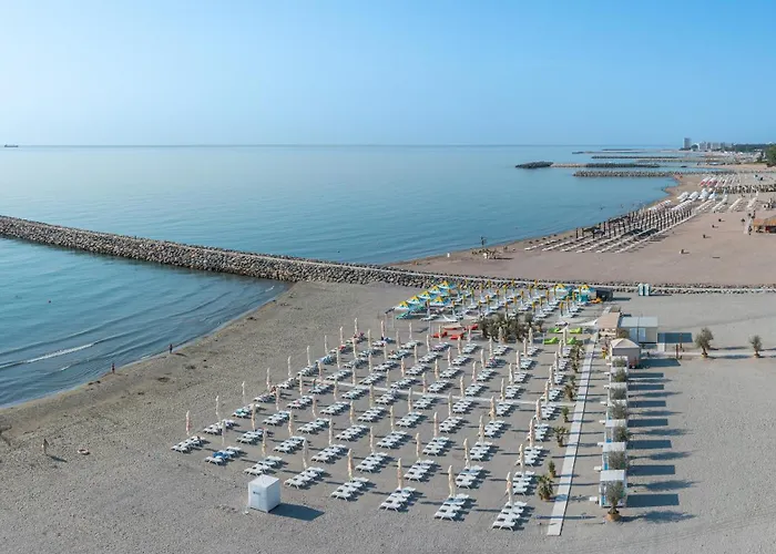 Meduza Estival Отель 3*