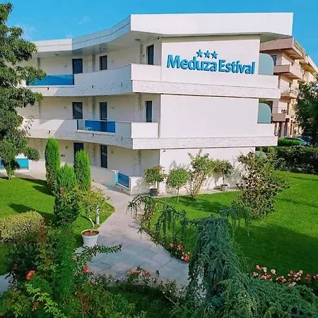 Hotel Meduza Estival