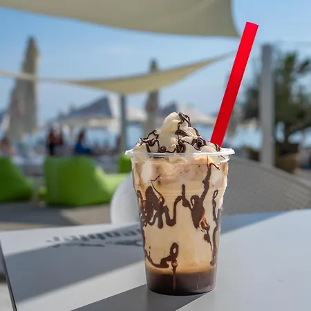 Hotel Meduza Estival 3*